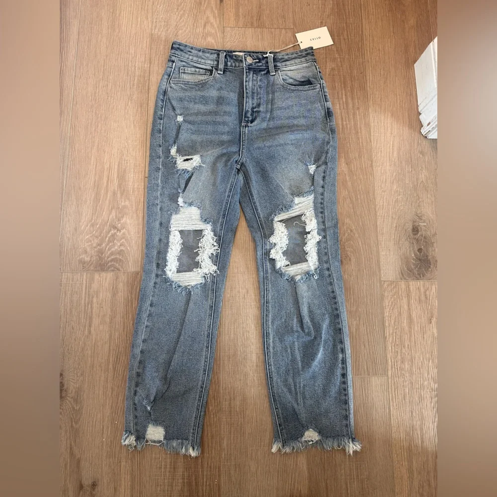 Cello Medium Blue Distressed Cropped Jeans - Picture 3 of 5